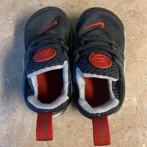 Nike Prestos